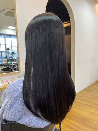 ロング 泉 綾乃モーラ[鳳店]のヘアスタイル