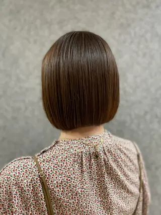 カラー H. Shimodeのヘアスタイル