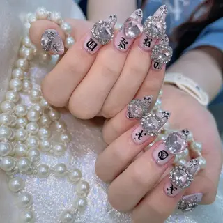 ネイル Queen's ゆなのネイルデザイン