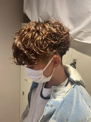 ミディアム パーマ メンズ 横浜駅メンズパーマ師 🌀岩﨑弘成🌀のヘアスタイル