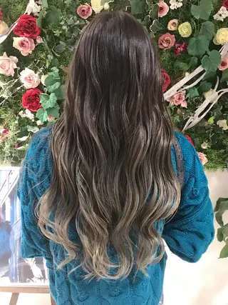 ロング カラー 藤井 健のヘアスタイル