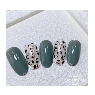 ミディアム ネイル 🐾enen style 🐾のネイルデザイン