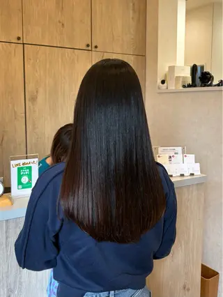 ロング パーマ 透明感カラー🌿 moeのヘアスタイル