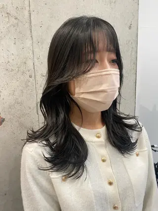 ミディアム 似合う髪型見つけます AYAKAのヘアスタイル