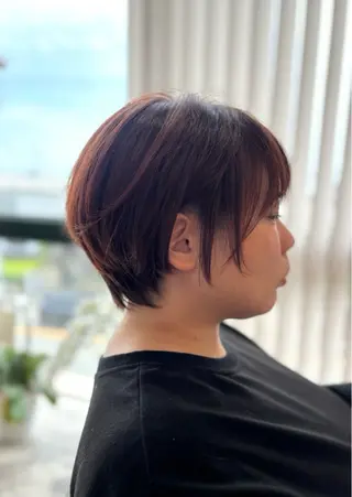 ショート 酸性ストレート/ブリ ーチなしWカラー河本のヘアスタイル