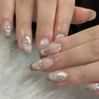 ネイル LAVISH nanamiのネイルデザイン