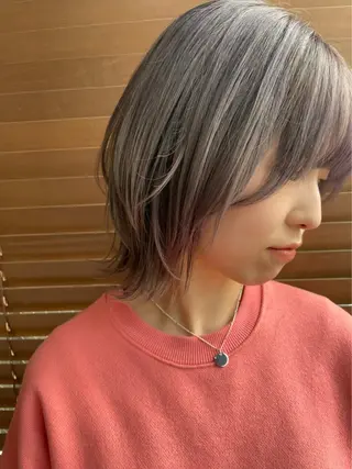 ミディアム カラー SHOEI／艶カラー /レイヤーカットのヘアスタイル