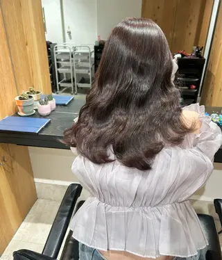 ミディアム カラー スキバサミを使わない カット🌼唯🌼のヘアスタイル