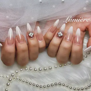 ネイル Lumière| ロング|ワンホンのネイルデザイン
