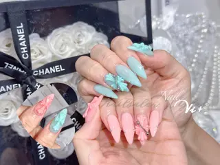 ネイル ✨Nailsalon Vi+✨のネイルデザイン