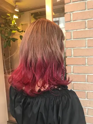 ミディアム カラー パーマ ヘアアレンジ キッズ ネイル マツエク・マツパ サロンドミルク 渋谷高比良のヘアスタイル