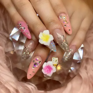 ネイル EMU NAILのネイルデザイン