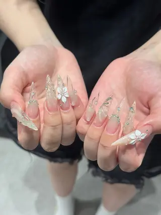 ネイル Eli Muse 新宿ネイルのネイルデザイン