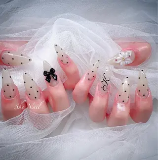 ネイル ISA_ BELLAのネイルデザイン