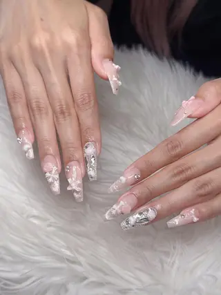 ネイル Lee Nailsのネイルデザイン