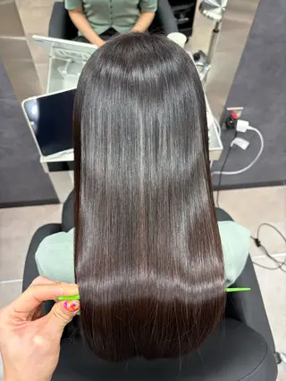 ロング CYNTHIADUE 店長| IRISUのヘアスタイル
