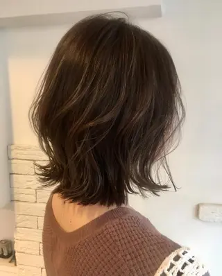 ミディアム 清水 早織のヘアスタイル