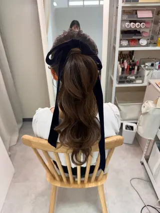 ヘアアレンジ ヘアセットメイク専門 ダーリンダーウィンのヘアスタイル