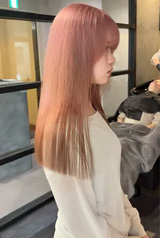 ロング レイヤーカット/韓国 /艶髪/ダブルカラーのヘアスタイル