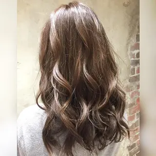 ミディアム セミロング ロング カラー Soleria 田中慎一のヘアスタイル