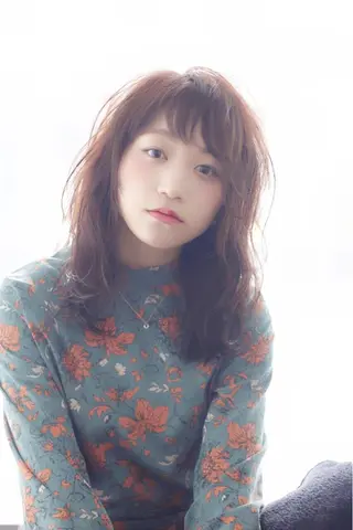 ミディアム 中野 恵脩のヘアスタイル