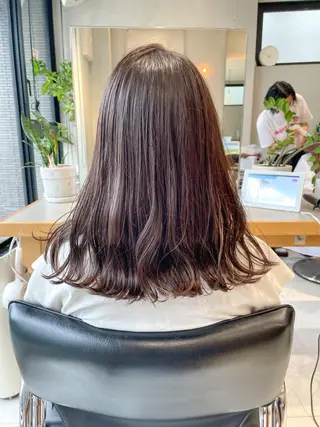 セミロング カラー 圧倒的透明感カラー nana🦕のヘアスタイル