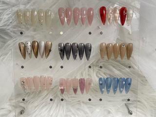 ネイル 🌈 Laule'aのネイルデザイン