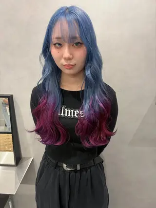 ロング カラー ブリーチ特化/ 派手髪/デザイン🎨のヘアスタイル