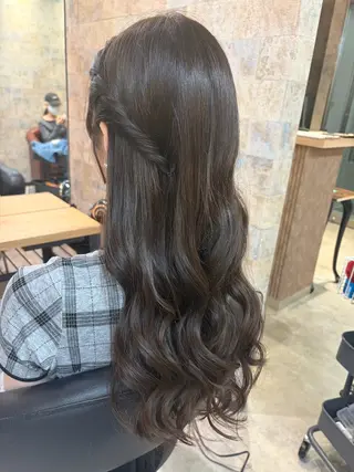 ロング ヘアアレンジ 前田 みのりのヘアスタイル