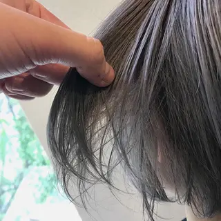 ショート カラー lani ブリーチ /ダブルカラーのヘアスタイル