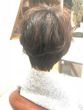 ショート パーマ 吉田 茉生のヘアスタイル