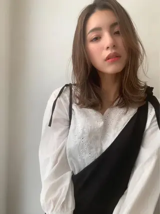 セミロング & kuのヘアスタイル