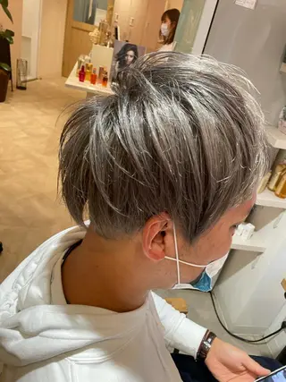 ショート カラー メンズ 沖縄東京2拠点美容師 mamicoのヘアスタイル