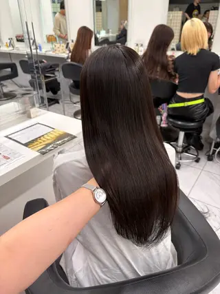 ロング 🩵寒色/ベージュ レイヤーカット🤎のヘアスタイル