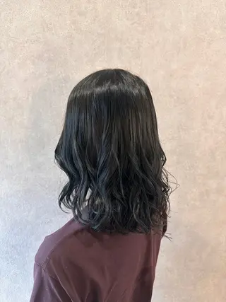 ミディアム カラー パーマ 🫧𝒓𝒊𝒏𝒂 /水光カラー💎のヘアスタイル