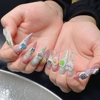 ネイル Lee Nails チップ長さだし専門店のネイルデザイン