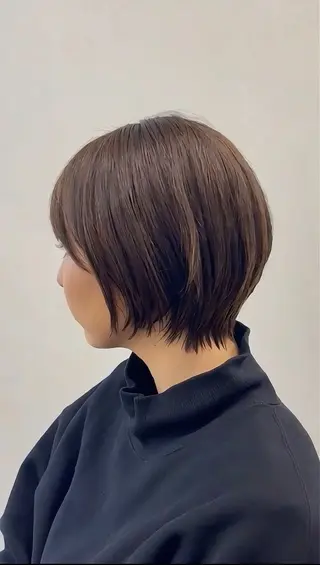 ショート カラー 髪質改善、癖毛直し 縮毛矯正が得意のヘアスタイル