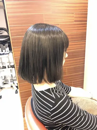 ショート カラー ナチュラルスタイル/ 透明感カラー/比嘉のヘアスタイル