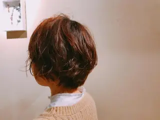 ショート ようちゃん 色持ち艶カラーのヘアスタイル