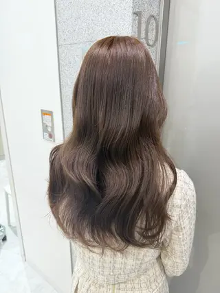 セミロング カラー センターパート特化 井上健太のヘアスタイル