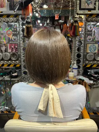 ミディアム カラー KOYA ｺﾔのヘアスタイル