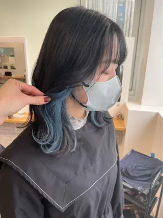 ミディアム カラー RU RIのヘアスタイル