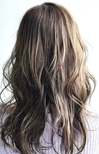 ロング カラー suzuno／ Ributeのヘアスタイル