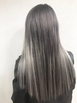 カラー 最高級エクステ /羽エクステ白石宇由のヘアスタイル