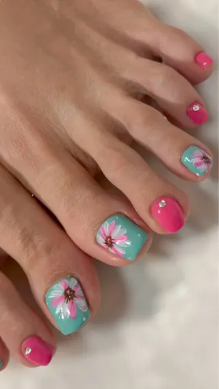 ネイル emunail あやかのネイルデザイン