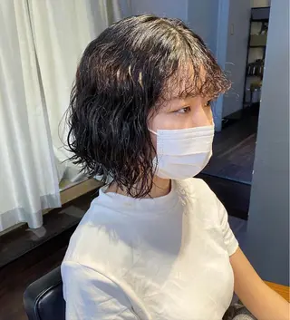 ミディアム カラー パーマ ヘアアレンジ レイヤーカット×髪質 改善🇰🇷シオリのヘアスタイル