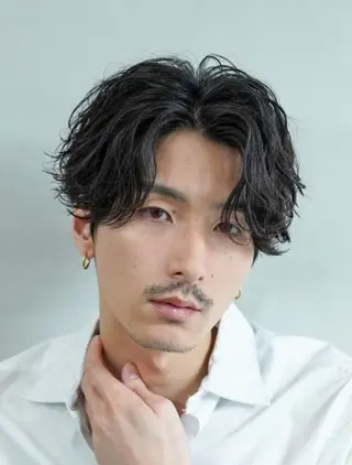 パーマ メンズ 中谷海里/フェザー パーマ/スパイキーのヘアスタイル