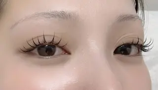 マツエク・マツパ ユキ🍀アイラッシュ 🔮新大久保のマツエク・マツパデザイン