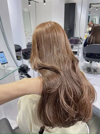 セミロング カラー センターパート特化 井上健太のヘアスタイル