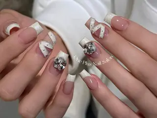 ネイル One Plus Nail Salonのネイルデザイン